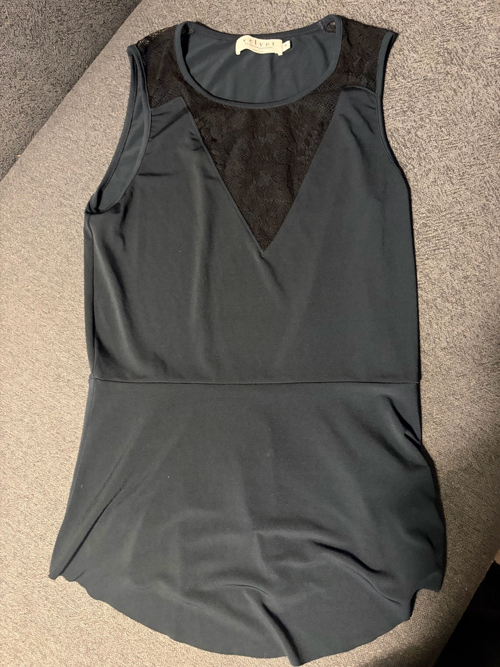 Velvet by Graham & Spencer Black Lace Yoke Sleeveless Top